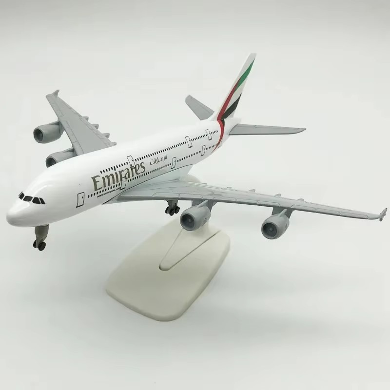 20CM A380 에미레이트 항공 1:400 에어버스  - Model Airplane Plastic 리뷰 및 가격